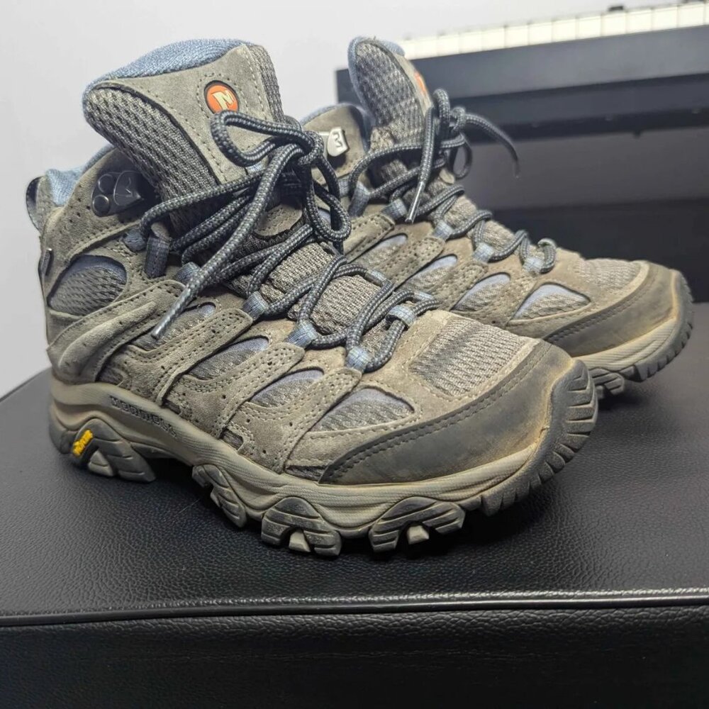 Merrell Moab 2 Mid Waterproof Hiking Boots | Vibram Sole | Women's‎ 6